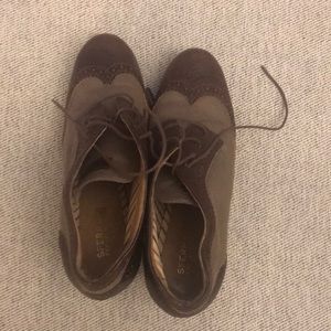 Sperry oxford style booties